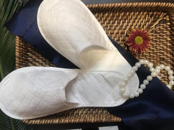 بررسی ساده دمپایی یکبار مصرف هتلی