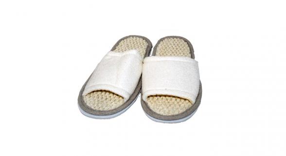 توضیحاتی پیرامون دمپایی هتلی مردانه