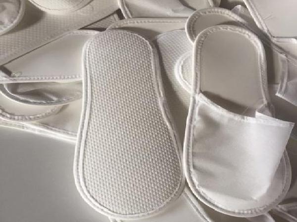 خصوصیات انواع دمپایی هتلی ساده